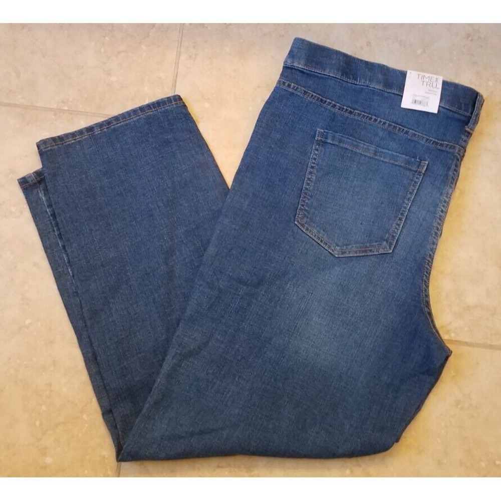 Time and Tru Women Pull-on Jeans Straight Leg Pants Med Wash Blue XXL (20) NEW